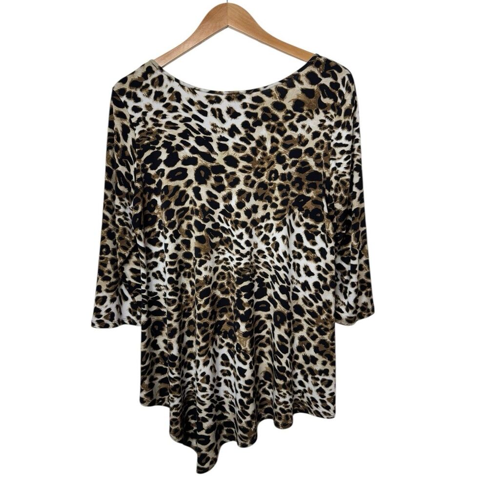 Clara Sunwoo Womens Size 1X Leopard Print Asymmetrical Hem Tunic Top 3/4 Sleeve - Picture 4 of 8